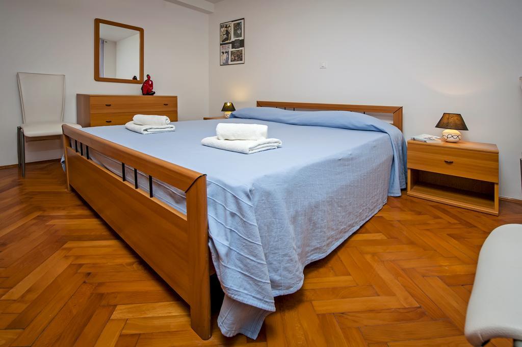 Rm Apartment Pusta Ровінь Екстер'єр фото